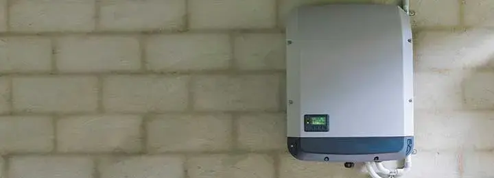 Comment choisir son onduleur photovoltaïque pour éviter les erreurs coûteuses